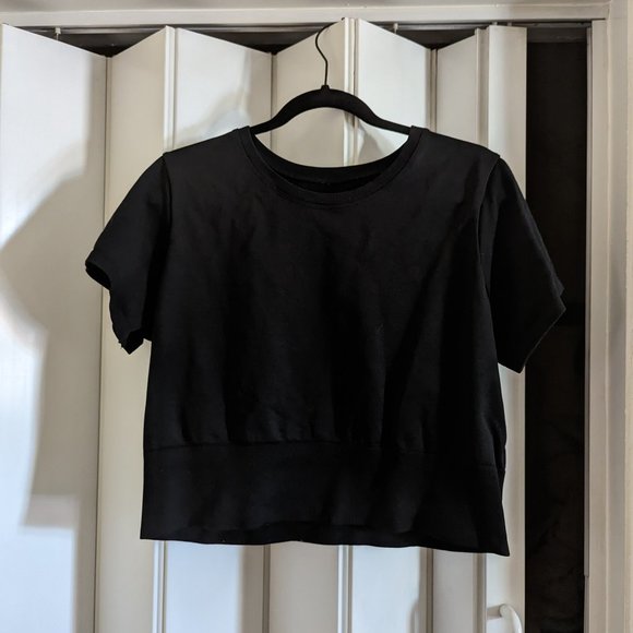 Offline by Aerie Seamless Crop - Picture 1 of 3